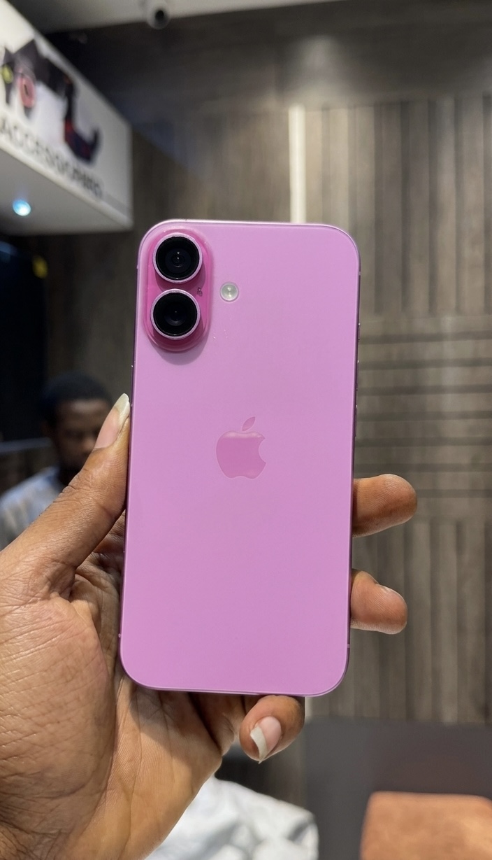 iPhone 16